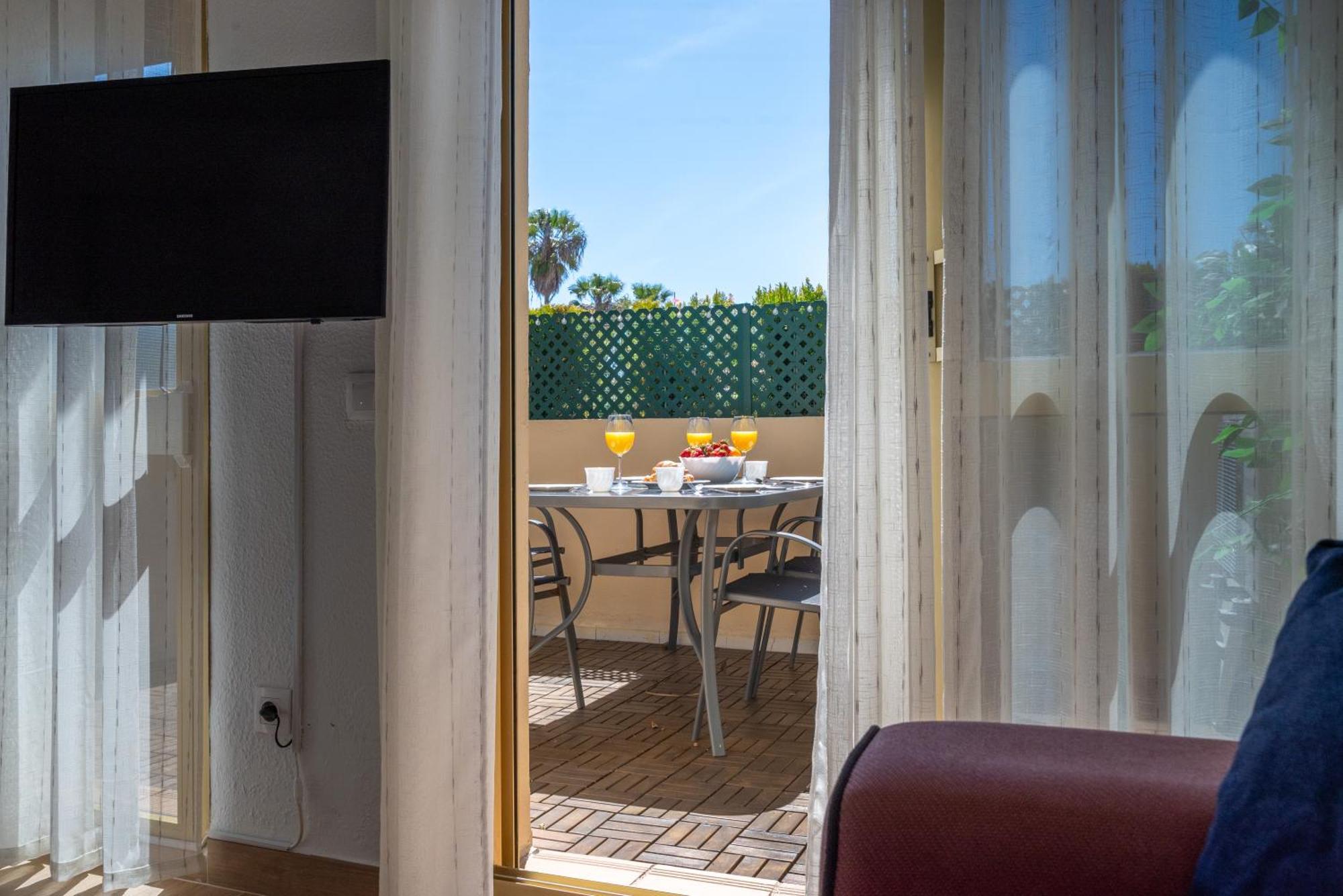 Oleholidays 1106 Romana Playa Primera Linea Playa Marbella Bagian luar foto